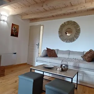 Hébergement de vacances Le Petit, Pradelles